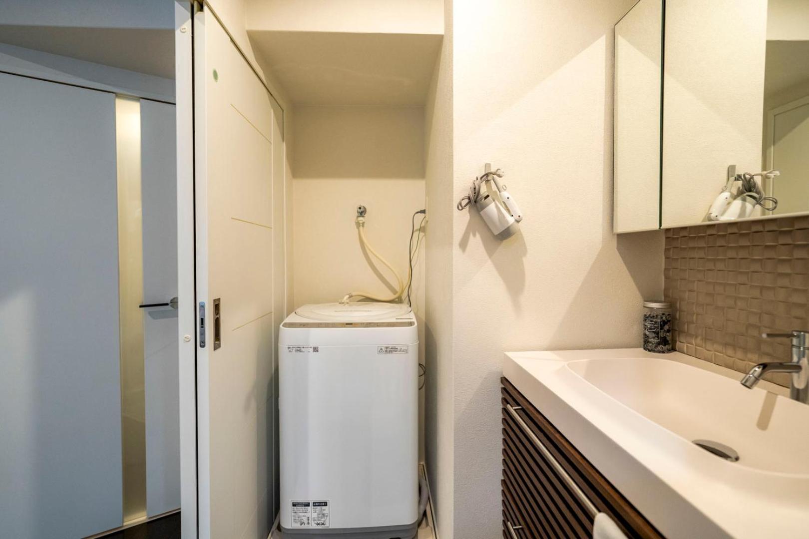Sakimoto Residence Namba Minami Осака Номер фото